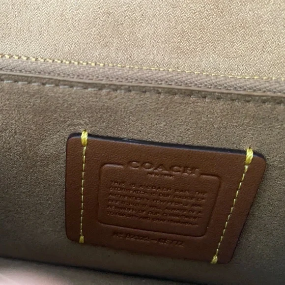 Coach Tabby Chain Clutch in Chalk - Picture 5 of 8